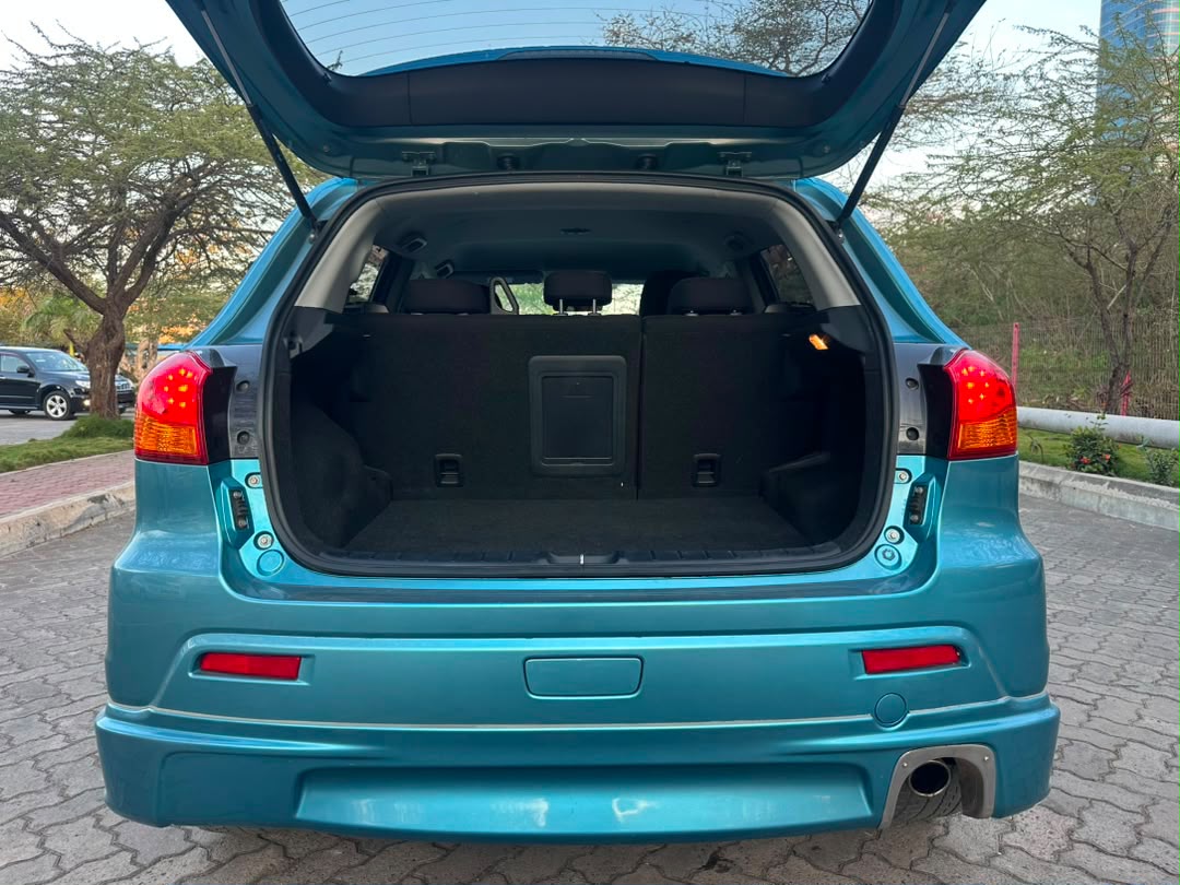 MITSUBISHI RVR thumbnail 7